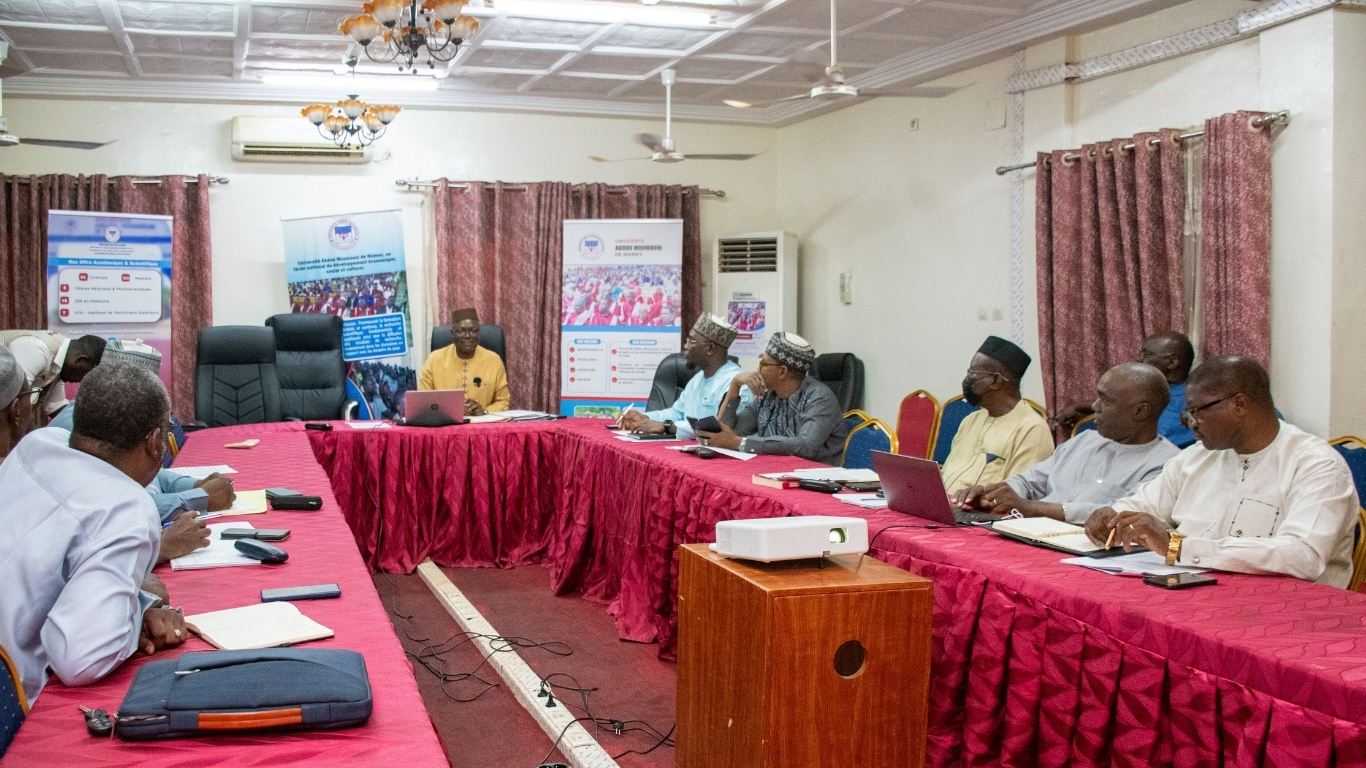 Réunion du Conseil académique de l’Université Abdou Moumouni : une situation académique globalement maîtrisée pour l’année 2025-2026